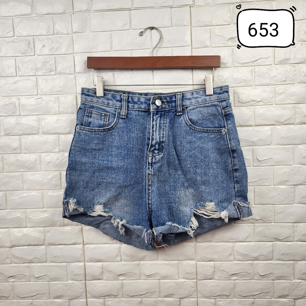 medium high waist jean shorts